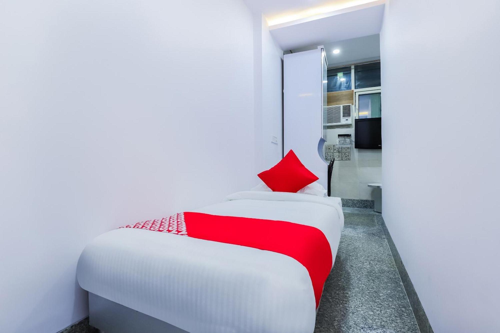 Hotel O New Tech India Delhi  Buitenkant foto